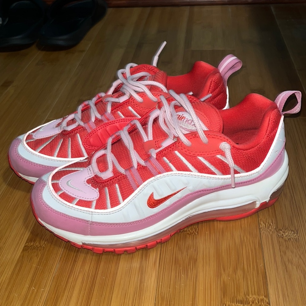 Woman's like air max